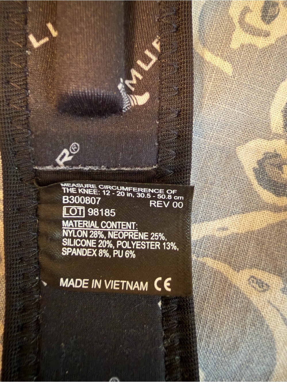 Knee Brace/Support - Picture 2 of 3